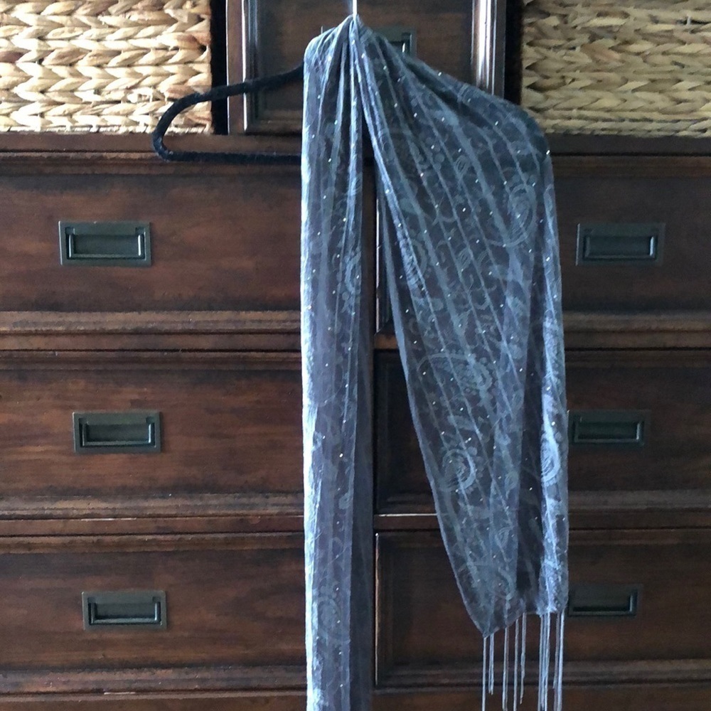 Lightweight gray sheer scarf with bling.